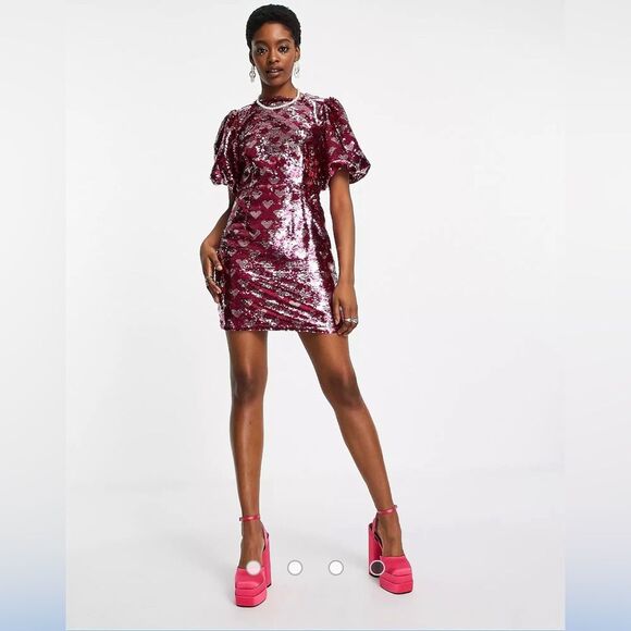 Sister Jane Dresses & Skirts - NWT Sister Jane Sequin Mini Dress Puff Sleeve Heart Print Fitted Pink S Nebula
